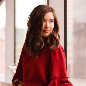 Meet your Posher, Emily